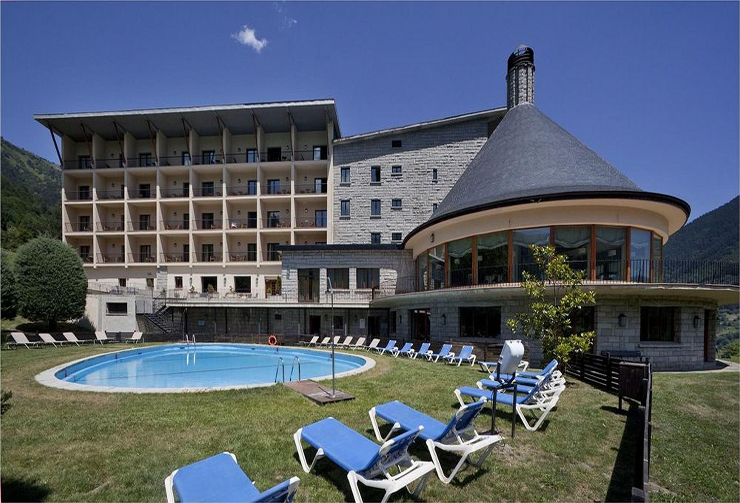 Parador De Vielha Exterior foto