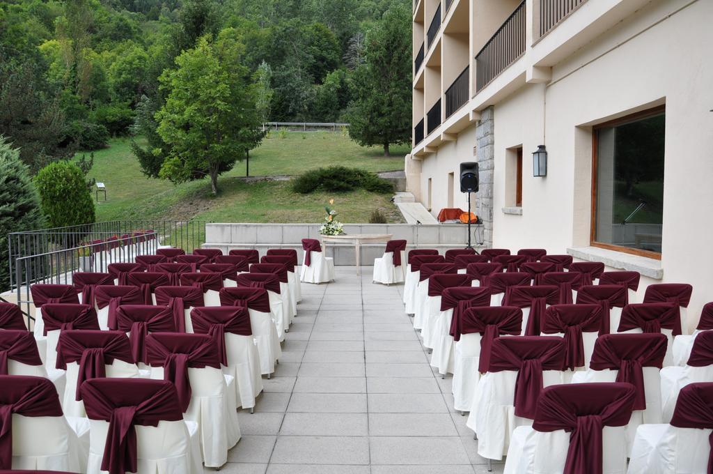 Parador De Vielha Exterior foto